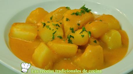 Patatas guisadas con ajopollo