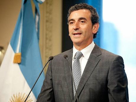 Quiero hacer politica con lo justo