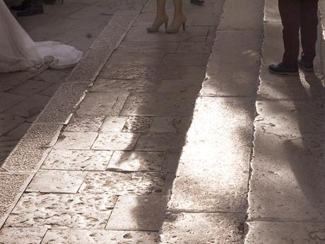 Después de lo sagrado, antes de lo profano