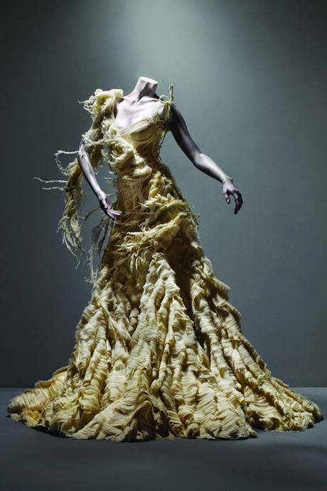 Alexander McQueen: Savage Beauty