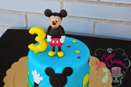 TARTA FONDANT MICKEY PARA ADRIAN