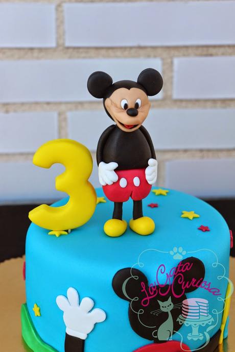 TARTA FONDANT MICKEY PARA ADRIAN
