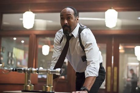 FLA115B 0115b 600x401 Preview de Fuera de Tiempo, el próximo episodio de The Flash