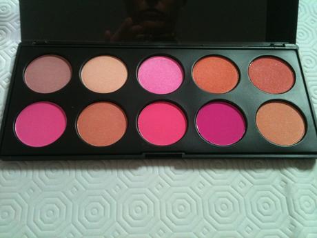 makeup, brochas, coloretes, paleta correctores, 