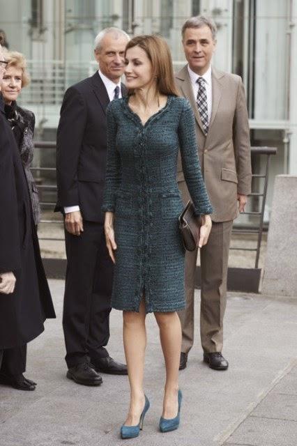 Dña. Letizia, extra de tweed en Madrid