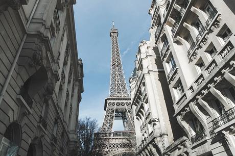 PFW_Paris_Fashion_Week-Tulle_Skirt-Suede_Jacket_Levis-Louis_Vuitton_Clogs_Shoes-Outfit-Street_Style-49