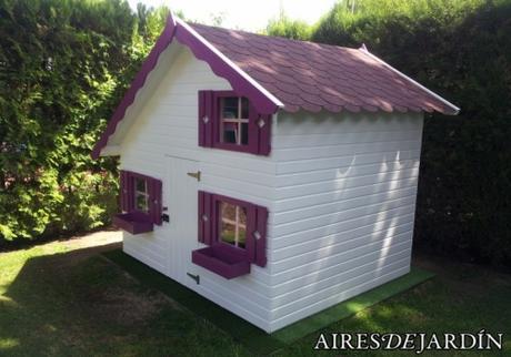 Fotografías casita de madera Tom instalada por unos clientes de Chiclana de la Frontera (CÁDIZ)