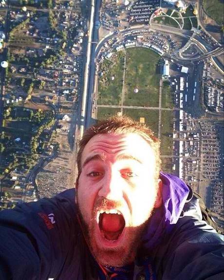 24 selfies tomados en los lugares más extremos extreme-selfie-15