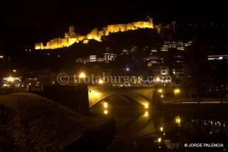 TBILISI POR LA NOCHE