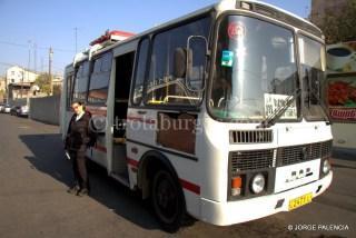 BEA EN LA ESTACIÓN DE AUTOBUSES DE KILIKIA EN YEREVÁN