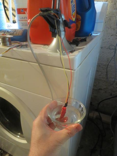 Un monitor con Netduino Sensor de Inundación comprobación final