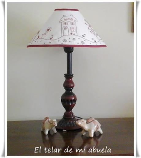 LÁMPARA EN REDWORK con dibujos de Gail Pan.