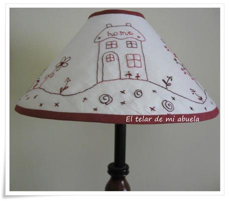 LÁMPARA EN REDWORK con dibujos de Gail Pan.