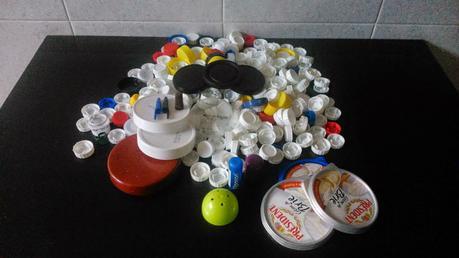 ¿Merecen la pena  las campañas de tapones solidarios?  Razones para posicionaros a favor y en contra.