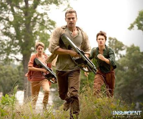 Gana una entrada doble para #Insurgente gentileza @BFDistribution. Estreno en Chile, 19 de Marzo