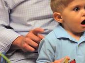 Niño sordo papá primera