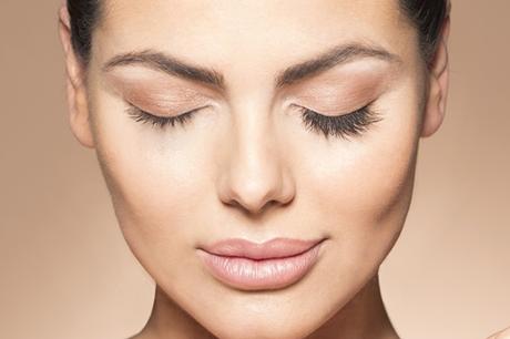 Extensiones de Pestañas con Lovely Lashes