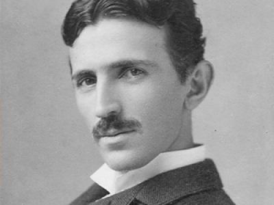 8 frases geniales de Nikola Tesla