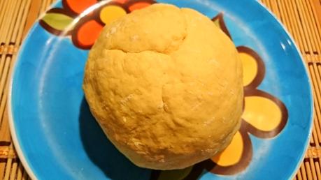 Raviolis veganos caseros rellenos de champiñones y piñones