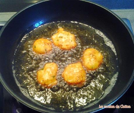 Buñuelos de bacalao a la española