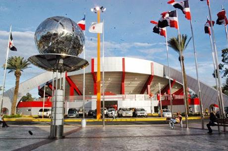 Arena del Cibao espera hoy miles partidarios reelección de Danilo.