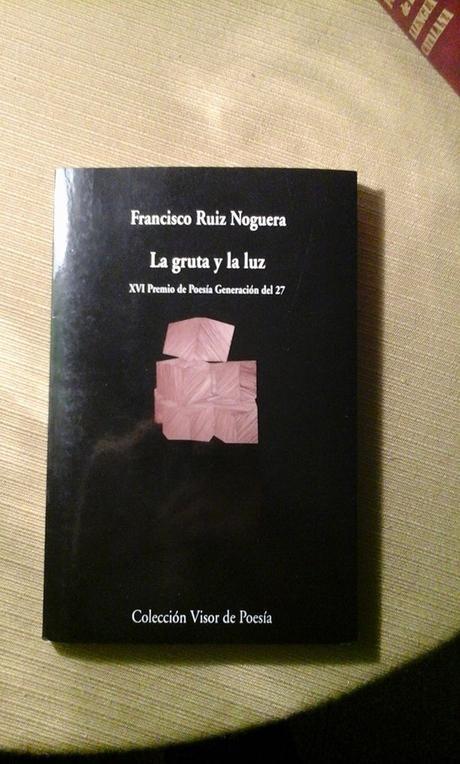 Mes de la poesía | Día Mundial de la Poesía