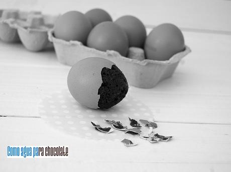 BROWNIE EN CASCARA DE HUEVO.