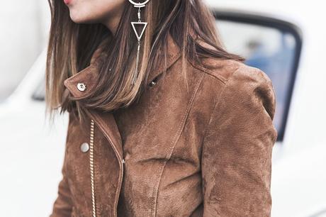 Garde Republicaine Mango_Suede_Coat-Culotte-Topshop_Boots-Drew_Bag_Chloe-Outfit-PFW-Paris_Fashion_Week-Street_Style-42
