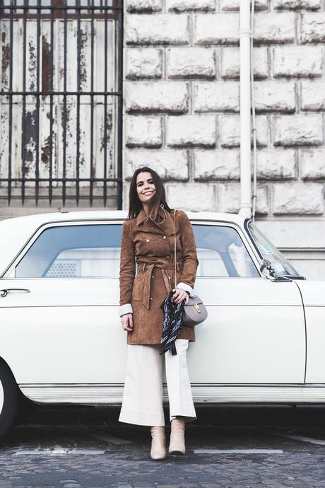 Garde Republicaine Mango_Suede_Coat-Culotte-Topshop_Boots-Drew_Bag_Chloe-Outfit-PFW-Paris_Fashion_Week-Street_Style-19