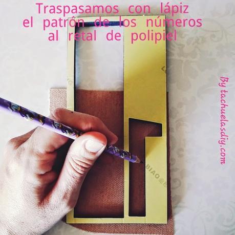 Recicla y renueva un bolso viejo con flecos y retales de polipiel DIY Recicla y renueva un bolso viejo con flecos y retales de polipiel DIY