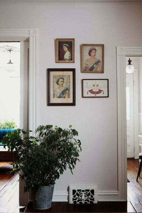 Su graciosa majestad