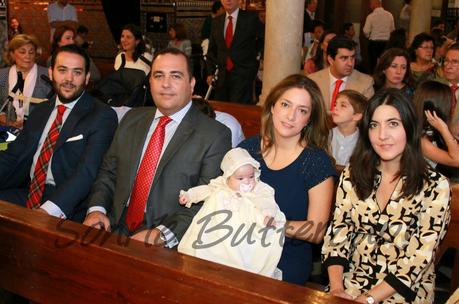 Cristina recibe el bautismo