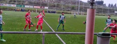 Llano 2000-At.Perines (0-2), División de Honor Juvenil: Tres puntos de oro para los cántabros en tierras asturianas