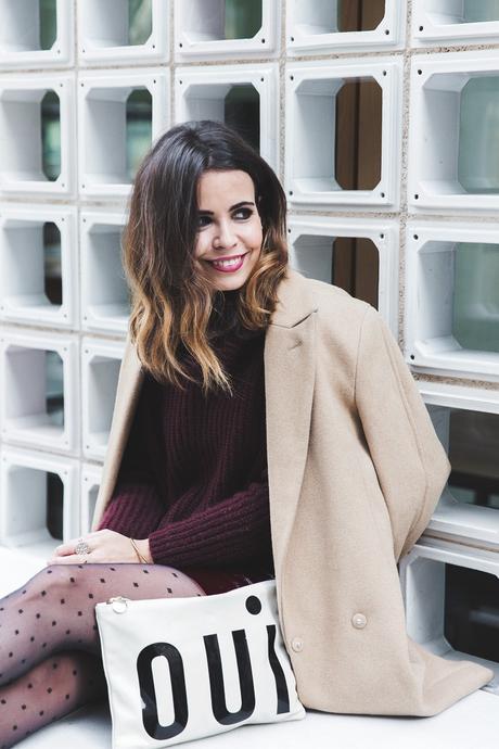 Oui_clutch-Clare_vivier-Burgundy_Total_Look-Street_style-Outfit-Collage_Vintage-19