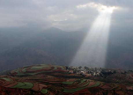 Tierra Roja: Asombroso y hermoso fenómeno en China - Paperblog