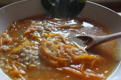 SOPA DE ZANAHORIA CON AVENA AL AROMA DE COMINO