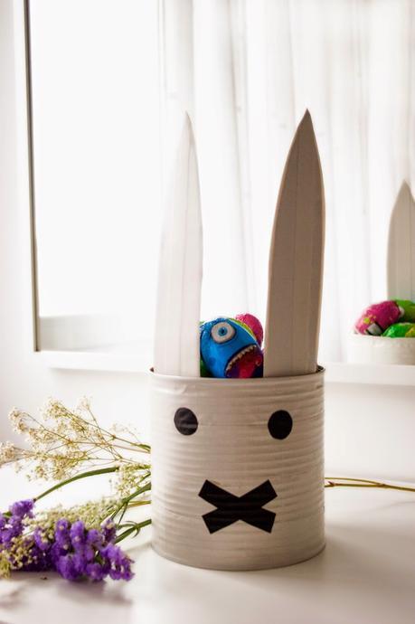 Taller de creactividad: Diy conejo para lo huevos de Pascua11 Taller de creactividad: Diy conejo para lo huevos de Pascua en una lata11
