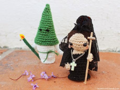 Mantilla y nazareno amigurumi