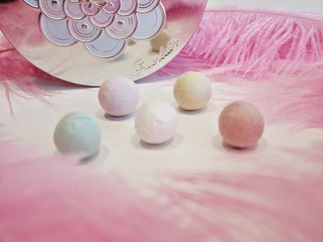 Perles Météorites de Guerlain...la Joya de cualquier Tocador. Perles Météorites de Guerlain...la Joya de cualquier Tocador.