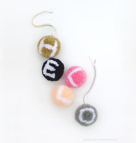 MIÉRCOLES DE INSPIRACIÓN pompones con letras