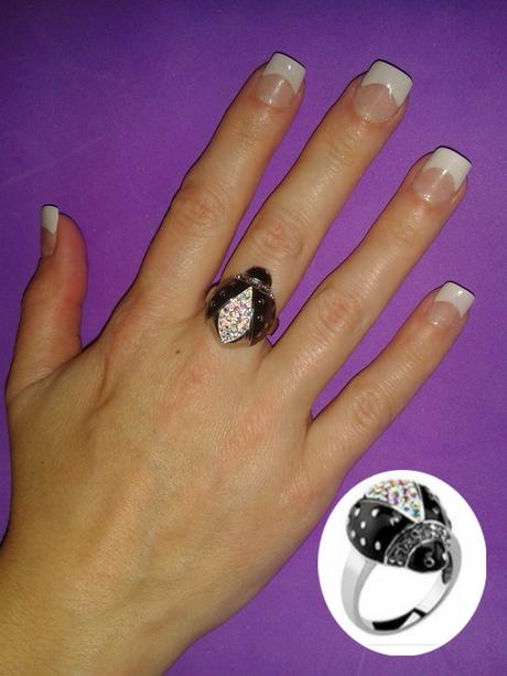 anillo piedras mariquita