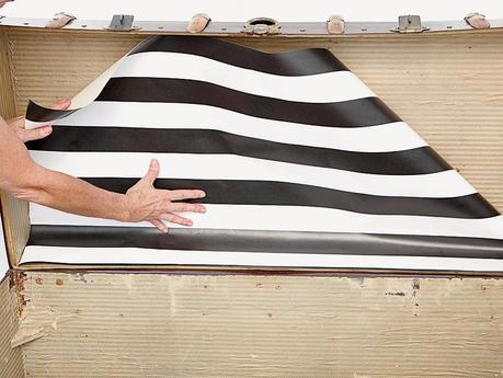 De baúl reciclado a estantería