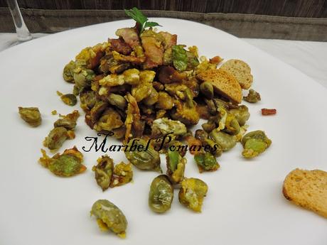 Revuelto de habas y bacon.