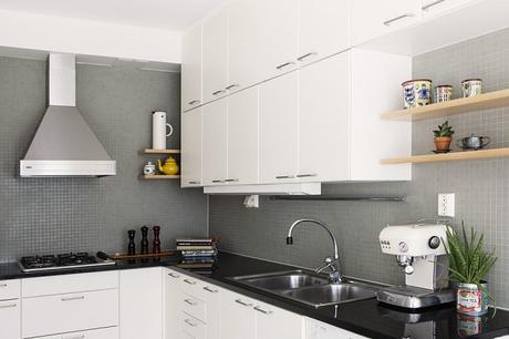 Pintando puertas de color Pintando puertas de color