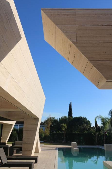 NUEVAS IMÁGENS DE LA VIVIENDA PROYECTADA POR A-CERO EN SEVILLA