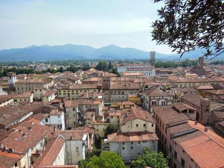Lucca una ciudad de calles estrechas