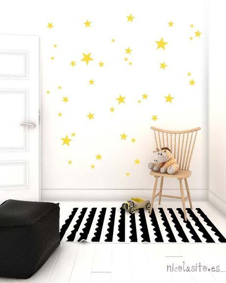 Decorar con papel pintado de estrellas; Originalidad para los dormitorios.