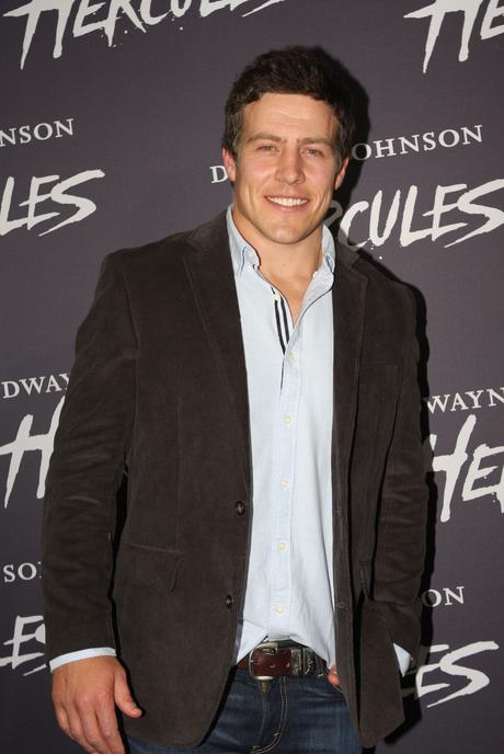 ¡Tenemos a Nathan para Me Before You!