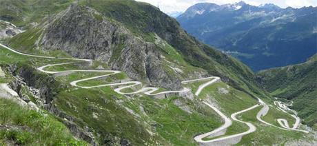 De Sibiu a Bucarest por la Transfagaran La serpenteante carretera