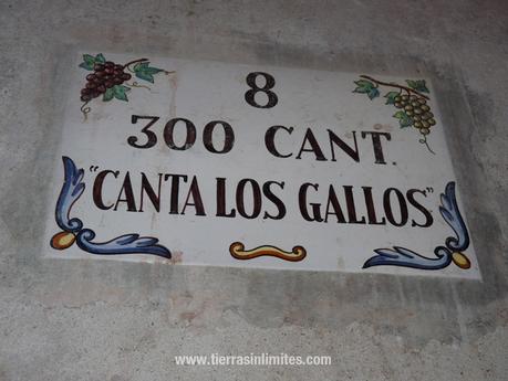 Antiguo cartel en los calados